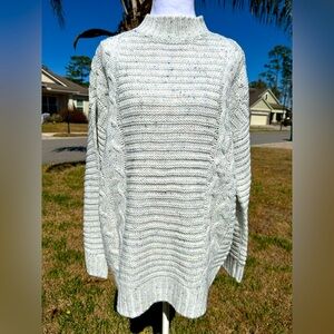 NWT🌷LOFT Cable Knit Light blue/grey Classic Crewneck Style Sweater